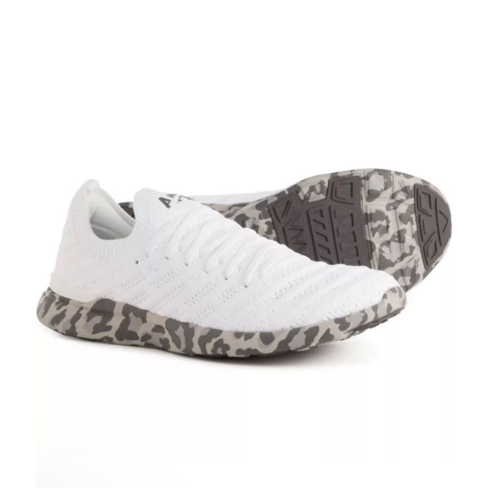 APL Women’s Techloom Wave in White/ Asteroid/ Leopard Size 5